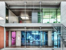 Stahl-Glas-Elementen