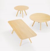 Tischen aus Massivholz