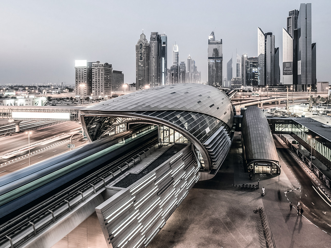 Metro in Dubai