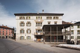 Posthotels