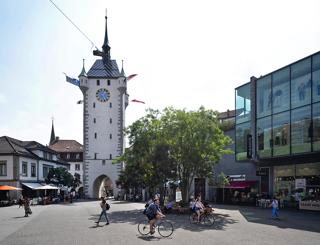 Schulhausplatz