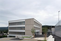 Schulgebäudegestaltung