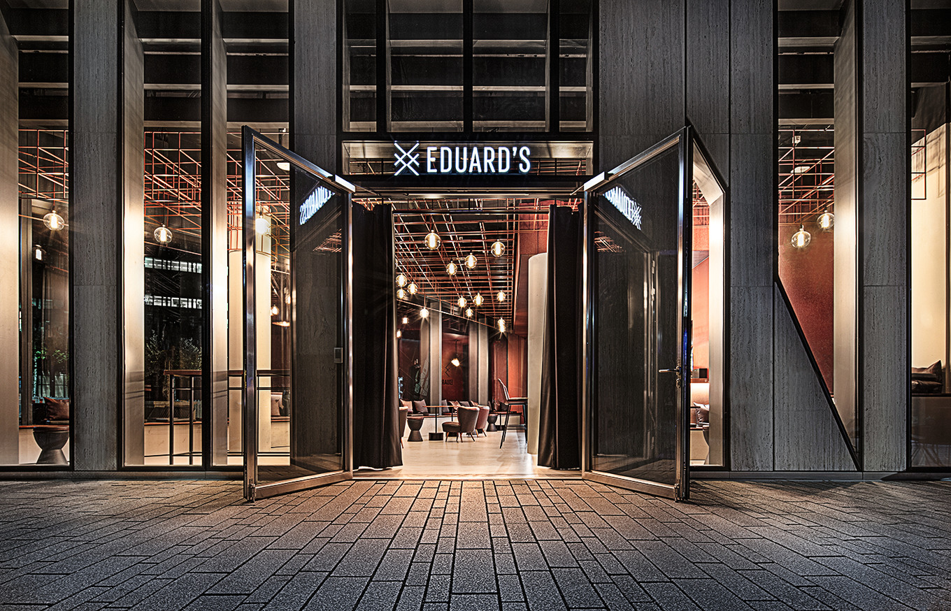 Eduard’s Bar