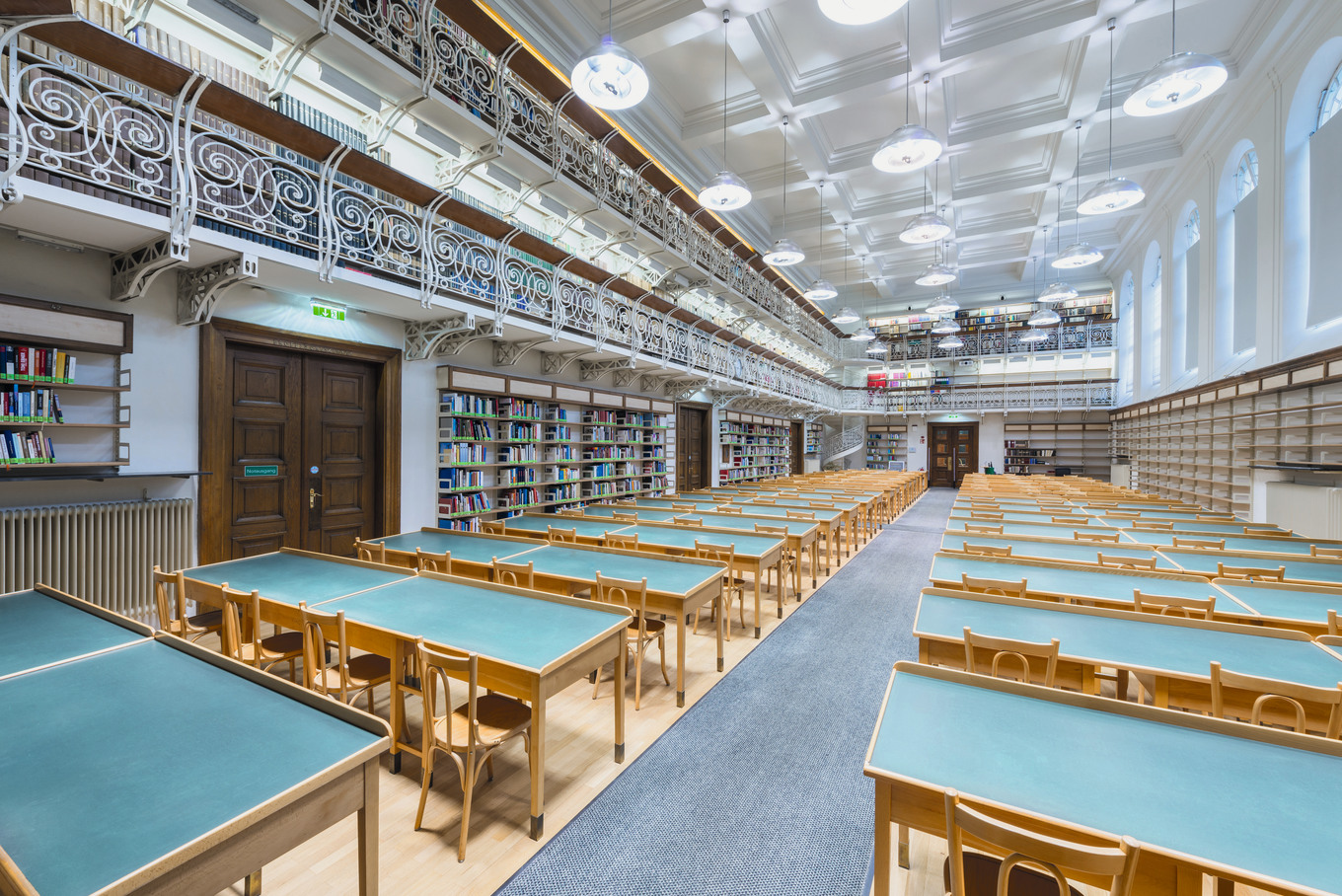 Universitäts- und Landesbibliothek 