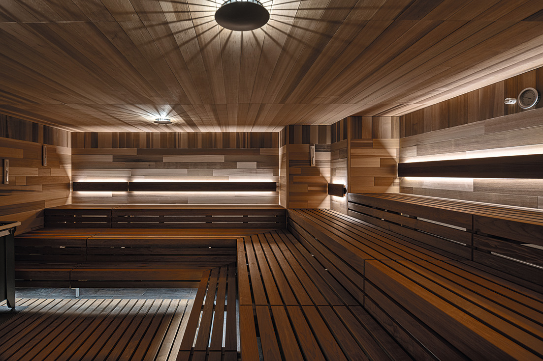Wilde Holzmaserung sauna