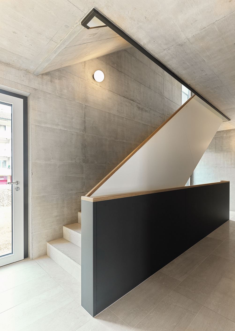 Die Materialien im Innenausbau wurden sorgfältig ausgewählt.